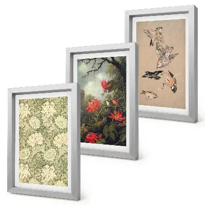 Conjunto de 3 quadros decorativos com estampa de flores e pássaros em ambiente natural