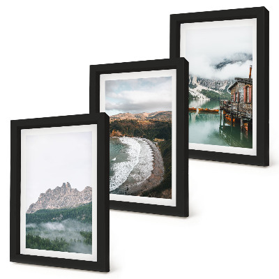 Conjunto de 3 quadros decorativos Paisagens montanhosas com praia e casa de madeira