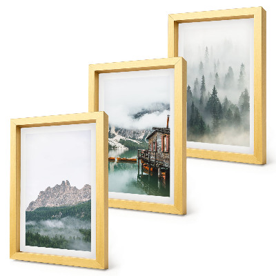 Conjunto de 3 quadros decorativos Montanhas, lago, chalé e neblina na floresta.