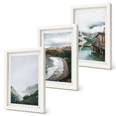 Conjunto de 3 quadros decorativos Vista para a montanha e para a praia com nuvens e água.