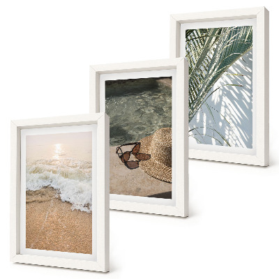 Conjunto de molduras com imagens chapéu de praia e óculos de sol folhas