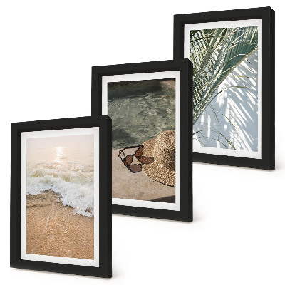 Conjunto de molduras com imagens chapéu de praia e óculos de sol folhas
