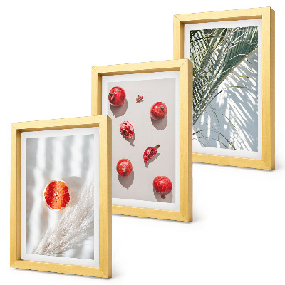 Conjunto de 3 quadros decorativos Frutas tropicais de férias e folhas de palmeira