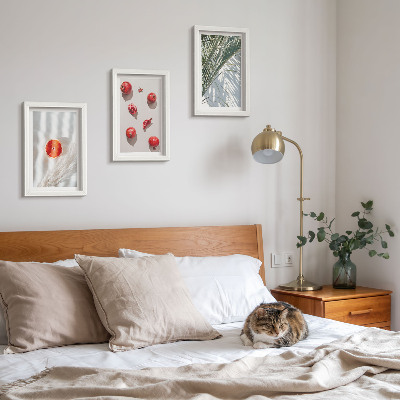 Conjunto de 3 quadros decorativos Frutas tropicais de férias e folhas de palmeira