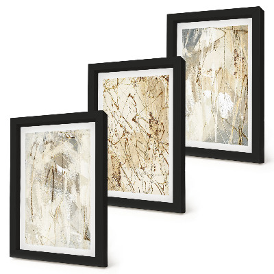 Tríptico com moldura Padrões abstratos em tons de bege e cinza.