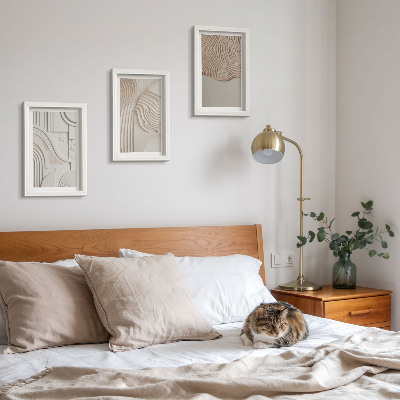 Conjunto de 3 quadros decorativos Padrões abstratos em tons de bege e branco.