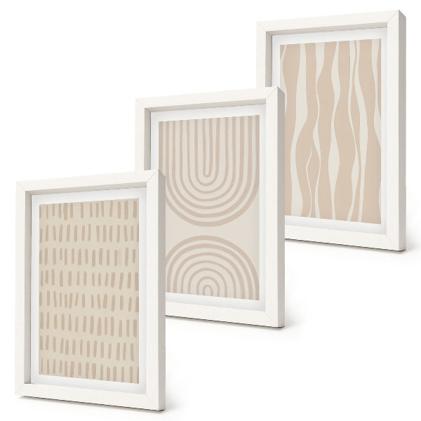 Tríptico com moldura Padrões abstratos em tons de bege e branco.