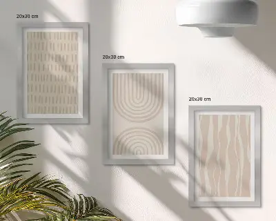 Tríptico com moldura com padrões abstratos em tons de bege e branco