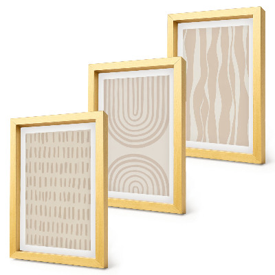 Tríptico com moldura Padrões abstratos em tons de bege e branco.