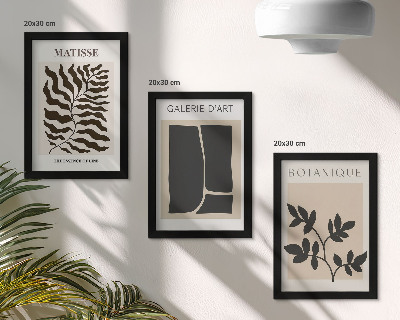 Conjunto de 3 quadros decorativos Pôsteres minimalistas com padrões de plantas e elementos abstratos.