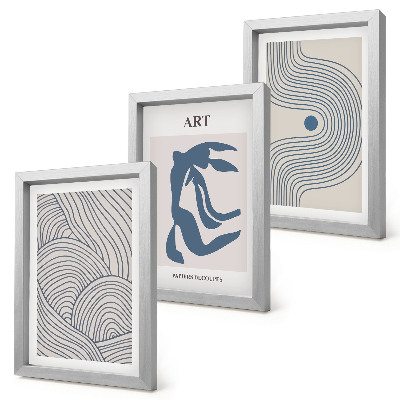 Tríptico com moldura Padrões abstratos de linhas e formas em tons de azul.