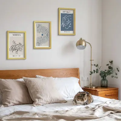 Conjunto de 3 quadros decorativos com pôsteres de linhas florais e formas abstratas