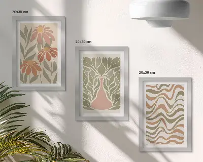 Conjunto de 3 quadros decorativos com ilustrações florais em tons pastel e abstração ondulada