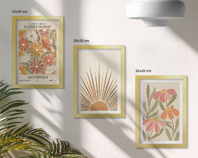 Tríptico com moldura Flores em tons pastel com raios de sol