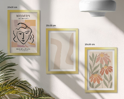 Tríptico com moldura Mulher em estilo moderno com padrões abstratos
