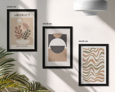 Tríptico com moldura Formas e padrões abstratos em cores suaves.