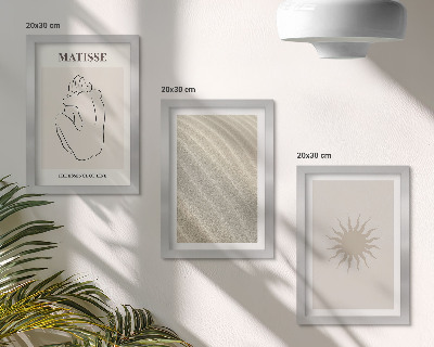 Conjunto de 3 quadros decorativos Linhas minimalistas, areia, ondas e sol.