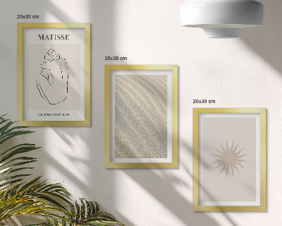 Conjunto de 3 quadros decorativos Linhas minimalistas, areia, ondas e sol.