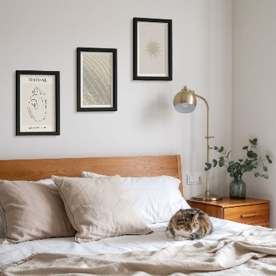 Conjunto de 3 quadros decorativos Linhas minimalistas, areia, ondas e sol.
