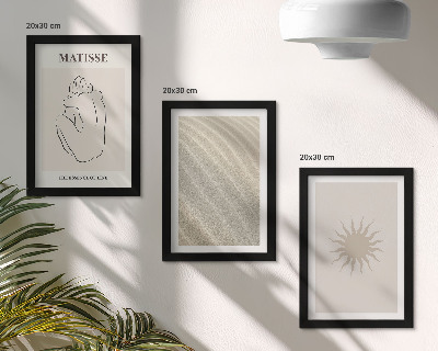 Conjunto de 3 quadros decorativos Linhas minimalistas, areia, ondas e sol.