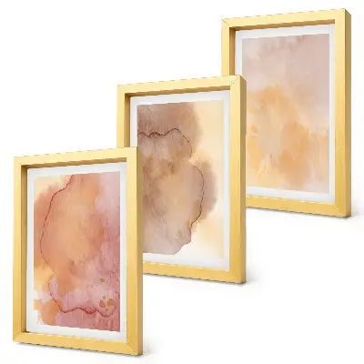 Conjunto de quadros com imagens aquarelas em tons quentes sobre tela com texturas coloridas