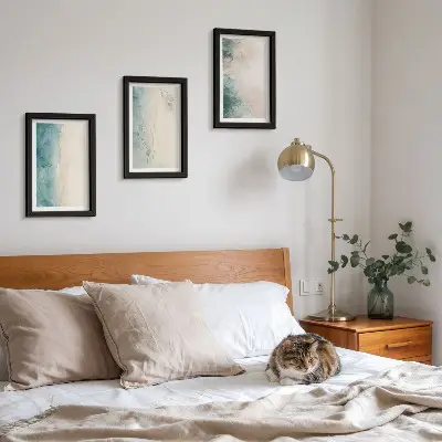 Conjunto de 3 quadros decorativos pinturas em aquarela sobre tela com estilo minimalista