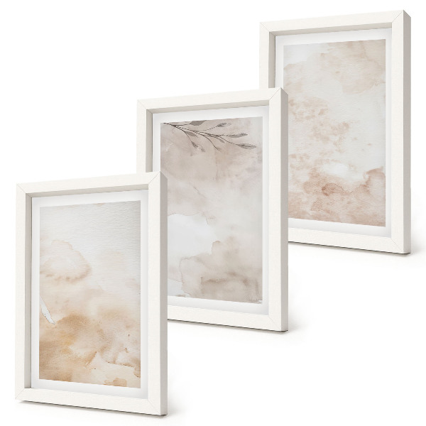 Conjunto de molduras com imagens Manchas e folhas em aquarela em tons pastel.