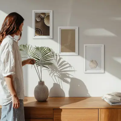 Conjunto de 3 quadros decorativos com texturas minimalistas em tons quentes