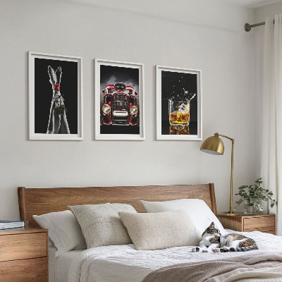 Composição de quadros moderna Pernas femininas rosa carro uísque