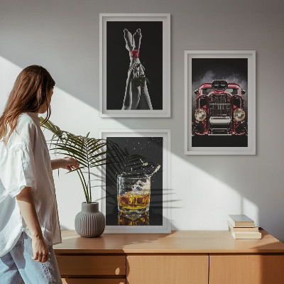 Composição de quadros moderna Pernas femininas rosa carro uísque