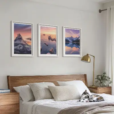 Composição de quadros moderna com paisagem de montanhas, lago e vista do oeste