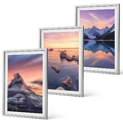 Composição de quadros moderna com paisagem de montanhas, lago e vista do oeste