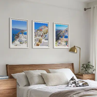 Conjunto de quadros para sala de estar com tema de arquitetura paisagística de Oia Santorini