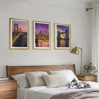 Conjunto de quadros para sala de estar com temática de pontes, sol e vistas da cidade
