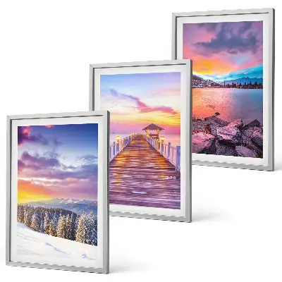 Conjunto de 3 quadros com moldura com paisagem de lago de montanha no inverno