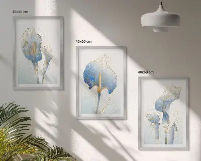 Composição de quadros moderna com flores azuis no fundo