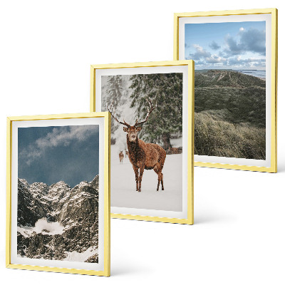 Conjunto de 3 quadros com moldura paisagem de floresta de cervos-das-neves nas montanhas