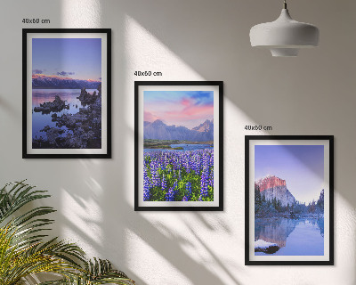 Composição de quadros moderna Paisagens de montanhas com água e céu