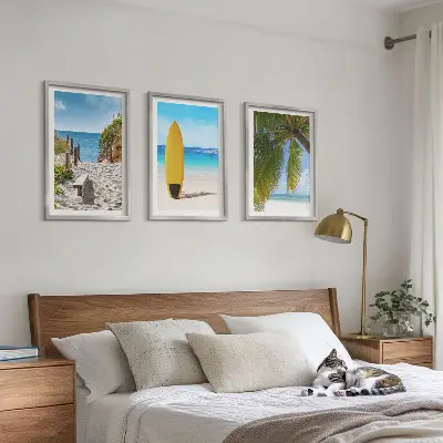 Conjunto de 3 quadros com moldura de praias de férias com ondas e palmeiras