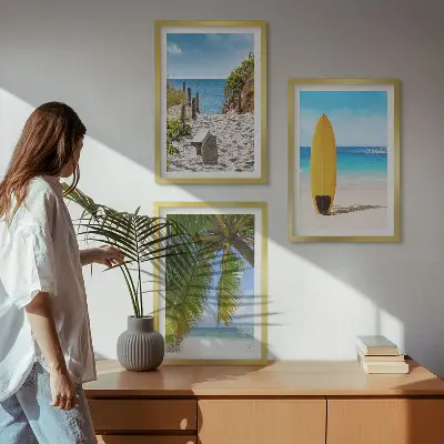 Conjunto de 3 quadros com moldura de praias de férias com ondas e palmeiras