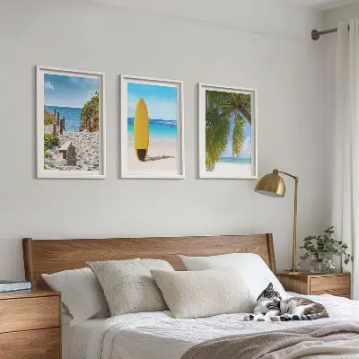 Conjunto de 3 quadros com moldura de praias de férias com ondas e palmeiras