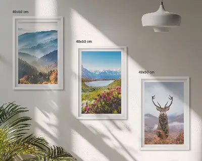 Conjunto de 3 quadros com moldura paisagem de natureza com veado, lago e montanhas