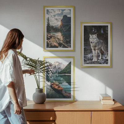 Conjunto de 3 quadros com moldura Montanhas, lagos, lobos, natureza