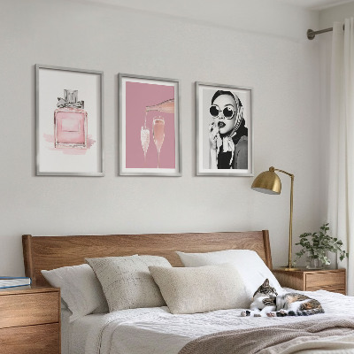 Composição de quadros moderna Acessórios rosa estilosos