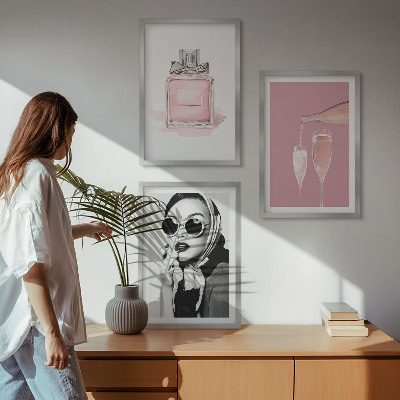 Composição de quadros moderna Acessórios rosa estilosos