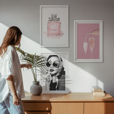 Composição de quadros moderna Acessórios rosa estilosos