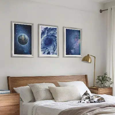 Conjunto de quadros para sala de estar com estampa de tempestade espacial e galáxia da Terra