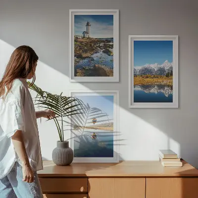 Conjunto de quadros para sala de estar com vistas da natureza, farol, montanhas e balão