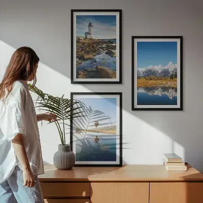 Conjunto de quadros para sala de estar com vistas da natureza, farol, montanhas e balão