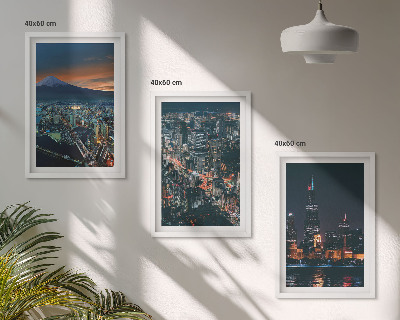 Conjunto de 3 quadros com moldura Vista da cidade a partir da montanha à noite.